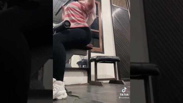 Vidio viral bu salsa. sudah sampai mana vidio bu salsa ini, absen dong #salsa #buguru#shortvideo Vidio viral bu salsa. sudah sampai mana vidio bu salsa ini, absen dong #salsa #buguru#shortvideo