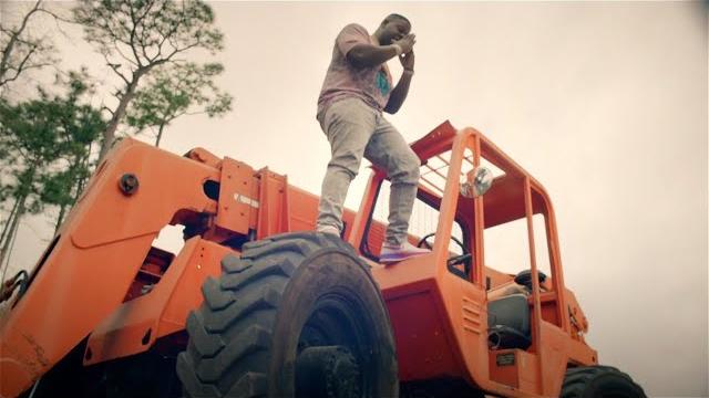Blac youngsta - bloody n (official video) Blac youngsta - bloody n (official video)
