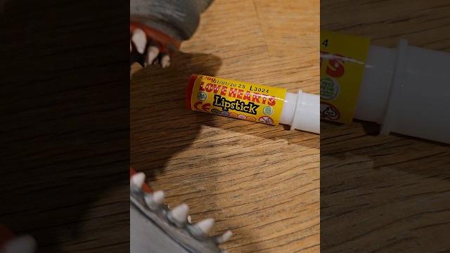 Hungry hand eats candy lipstick! #asmreating #funny #hungryhand #hungrypuppet #lipstick lipstick Hungry hand eats candy lipstick! #asmreating #funny #hungryhand #hungrypuppet #lipstick lipstick