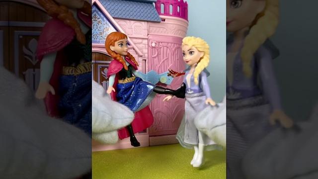 Disney princess frozen elsa and anna | let it go | funny toy story | playset disney best tiktok Disney princess frozen elsa and anna | let it go | funny toy story | playset disney best tiktok