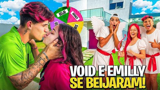 Emilly e void se beijaram nesse vídeo !!! Emilly e void se beijaram nesse vídeo !!!