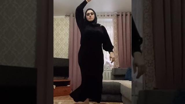 Hijap (türbanlı tiktoku sallıyor) Hijap (türbanlı tiktoku sallıyor)