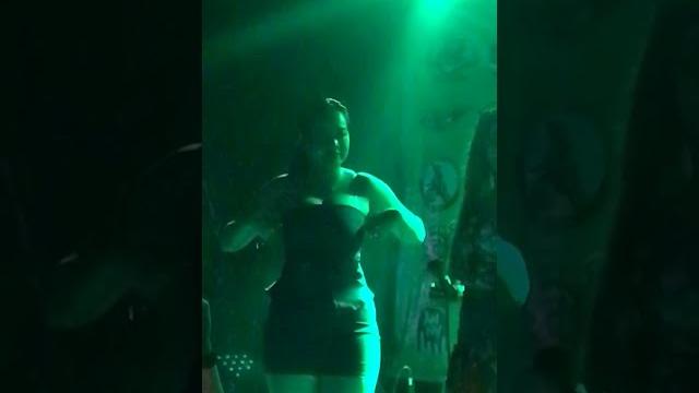 Xena xenita live dangdut sexy abiis Xena xenita live dangdut sexy abiis