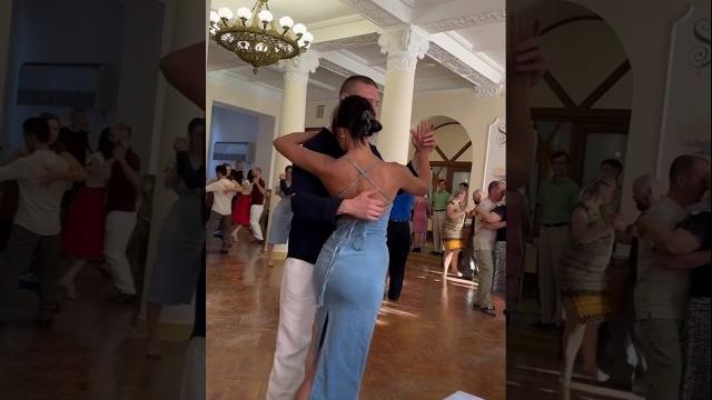 Tango nights | leandro & evgenia glow in motion #danceshorts #waltzfeel #milongastage #viralduo Tango nights | leandro & evgenia glow in motion #danceshorts #waltzfeel #milongastage #viralduo