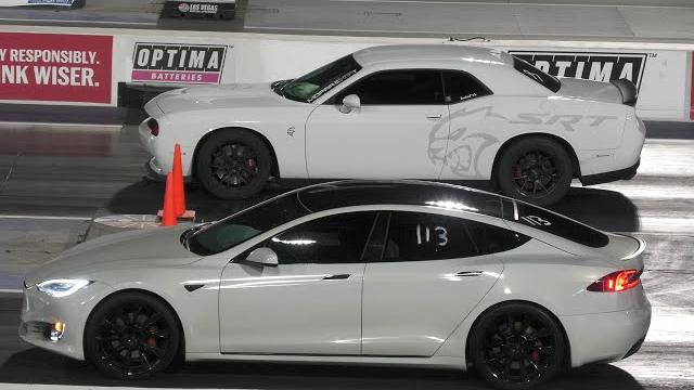 Tesla model s vs hellcat and scat pack - drag racing Tesla model s vs hellcat and scat pack - drag racing