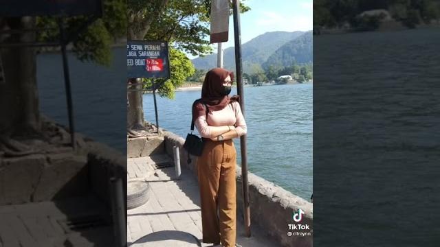 Tiktok jilbab Tiktok jilbab
