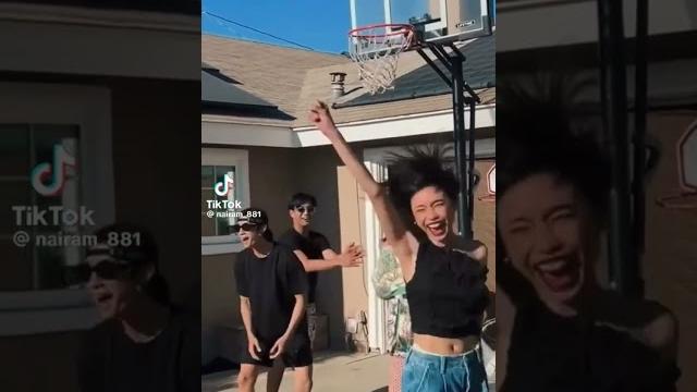 Ang galing palang mag shoot ng ball si maymay Ang galing palang mag shoot ng ball si maymay