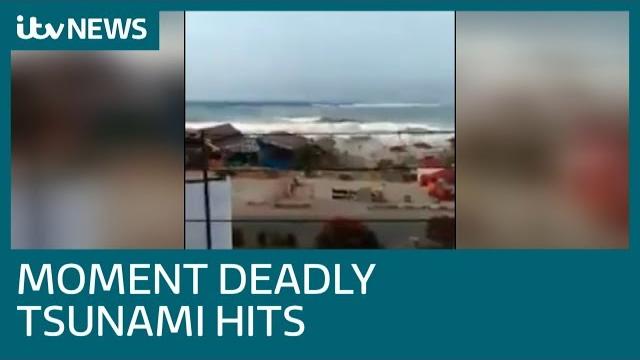Footage shows panic as indonesia tsunami approaches | itv news Footage shows panic as indonesia tsunami approaches | itv news