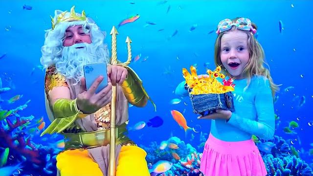 Nastya and dad found a treasure on the beach Nastya and dad found a treasure on the beach