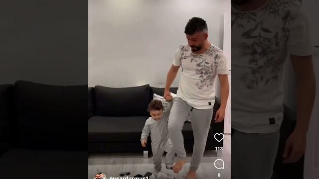 Baba ve tatlı oğlu büyüyor #baba #oğul #baby Baba ve tatlı oğlu büyüyor #baba #oğul #baby