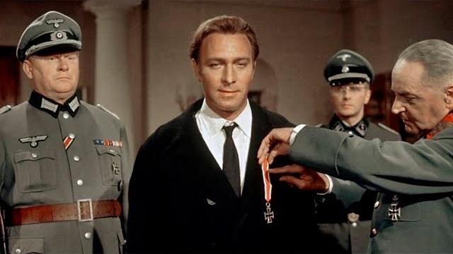 İki yüzlü casus (1966) christopher plummer | çifte ajan. gerçek tehlike. hepsi gerçek! İki yüzlü casus (1966) christopher plummer | çifte ajan. gerçek tehlike. hepsi gerçek!