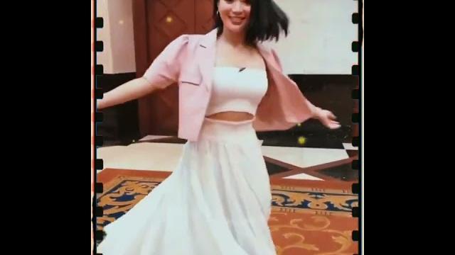 Wika salim sangat menggeliat #shorts Wika salim sangat menggeliat #shorts