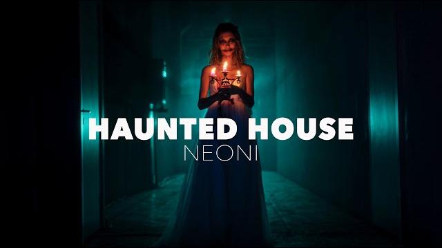 Neoni - haunted house (official lyric video) Neoni - haunted house (official lyric video)
