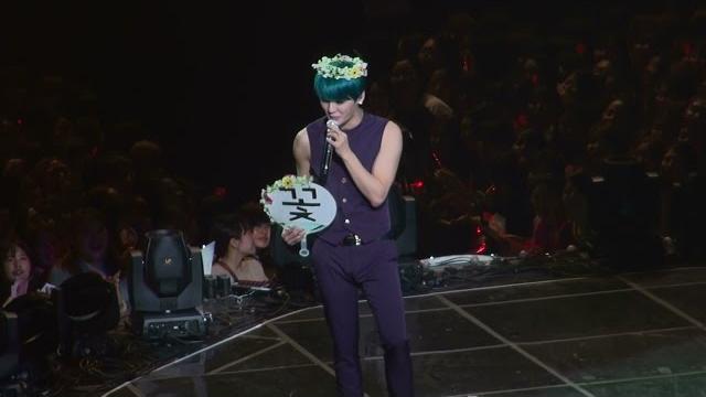 150308 xia 3rd concert in seoul-genie time -angel of flowers sings the butterfly 준수 junsu 150308 xia 3rd concert in seoul-genie time -angel of flowers sings the butterfly 준수 junsu