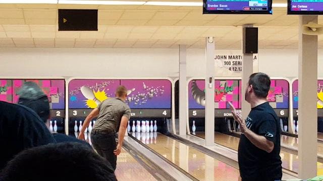 Ian bacon's kid blows......a 300 game Ian bacon's kid blows......a 300 game