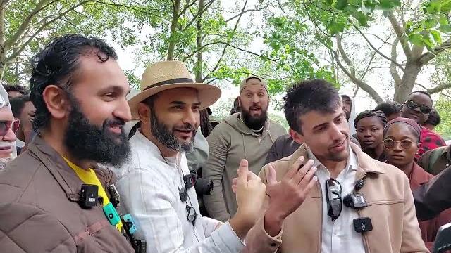 Confused australian scientist got cooked in broad daylight | adnan rashid | suboor | speakers corner Confused australian scientist got cooked in broad daylight | adnan rashid | suboor | speakers corner