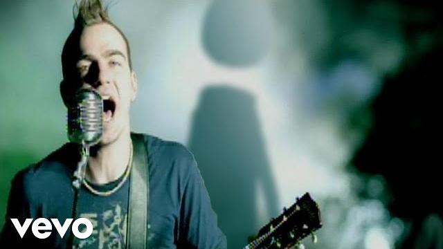 Three days grace - i hate everything about you (official video) Three days grace - i hate everything about you (official video)