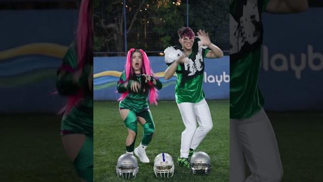 Dancinha oficial de vingança *emilly vick e void Dancinha oficial de vingança *emilly vick e void