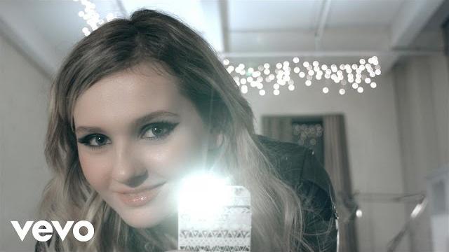 Abigail breslin - you suck Abigail breslin - you suck