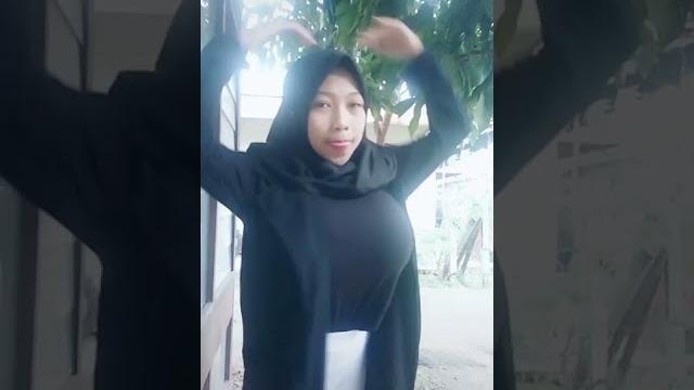 Jilboobs tiktok türbanlı Jilboobs tiktok türbanlı