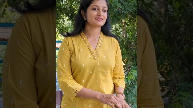 Overlap v-neck cotton kurti #cottonkurti #kurti #kurticollection #dctclothingstore #suminirenjan Overlap v-neck cotton kurti #cottonkurti #kurti #kurticollection #dctclothingstore #suminirenjan