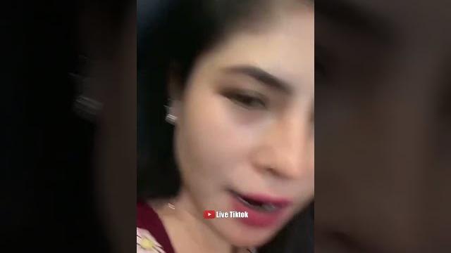 Video tante cantik live.. (eps.17) Video tante cantik live.. (eps.17)