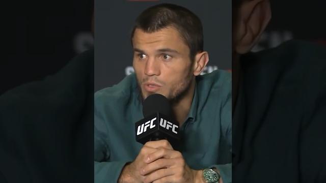 Умар нурмагомедов осадил журналиста после вопроса про петра яна #ufc #mma #нурмагомедов Умар нурмагомедов осадил журналиста после вопроса про петра яна #ufc #mma #нурмагомедов