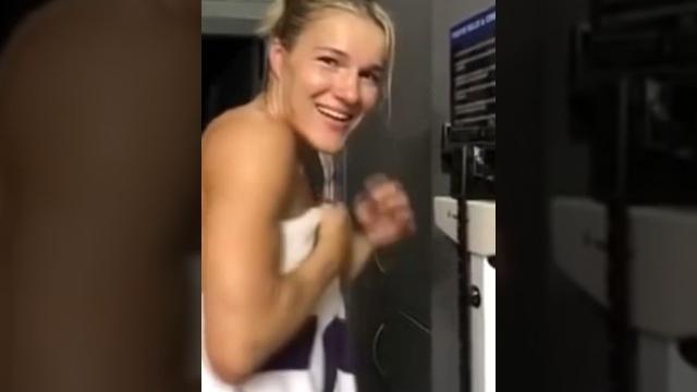 Звезда ufc уронила полотенце на взвешивании || #ufc #мма #бои Звезда ufc уронила полотенце на взвешивании || #ufc #мма #бои