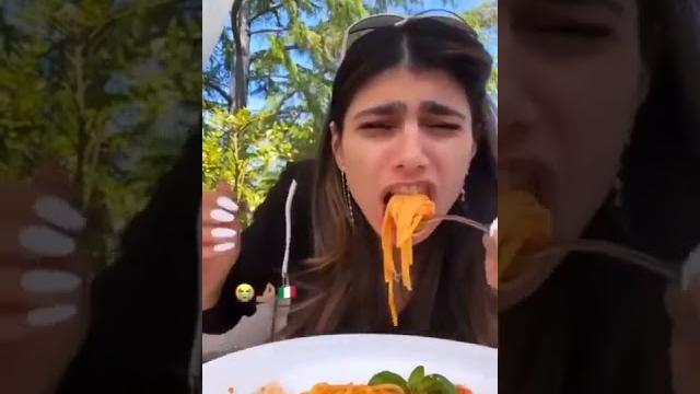 Mia khalifa vs me wait for end #shorts #foodvlog Mia khalifa vs me wait for end #shorts #foodvlog