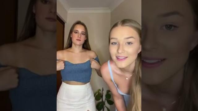 Two pretty girls periscope live broadcast Two pretty girls periscope live broadcast