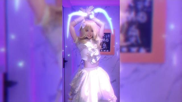 中文:小偶像日语:小アイドル(こアイドル )英语:little idol 中文:小偶像日语:小アイドル(こアイドル )英语:little idol