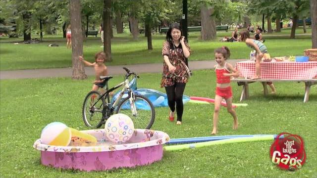 Kids pee in pool prank Kids pee in pool prank