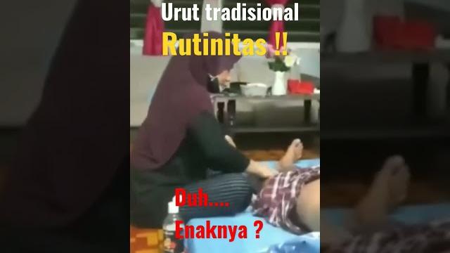 Urut tradisional rutinitas !! duhh.. enaknya? @mbakmayaurut #shorts#short#shortsfeed#ytshorts Urut tradisional rutinitas !! duhh.. enaknya? @mbakmayaurut #shorts#short#shortsfeed#ytshorts
