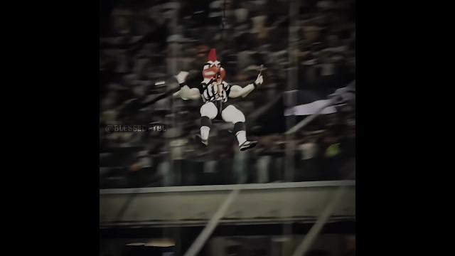 Other mascots + this mascot Other mascots + this mascot
