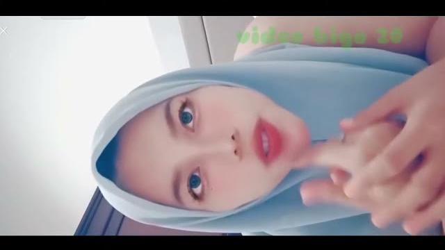 Bigo live jilbab (buka baju) Bigo live jilbab (buka baju)