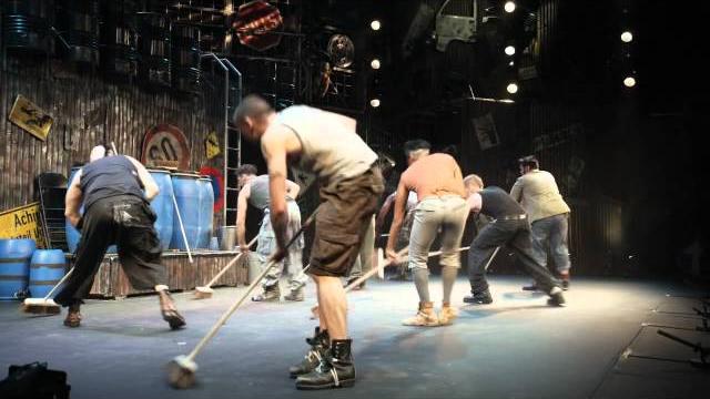 Stomp live - part 1 - brooms Stomp live - part 1 - brooms
