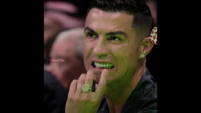 When ronaldo tested francis ngannou..️ When ronaldo tested francis ngannou..️