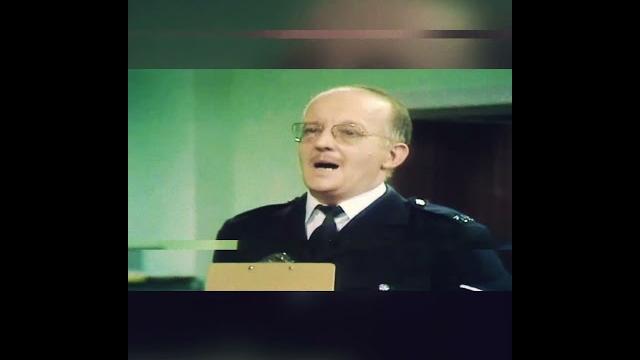 What!!! is not my name.(mind your language - s01 - e05 - the best things in life) #shorts What!!! is not my name.(mind your language - s01 - e05 - the best things in life) #shorts