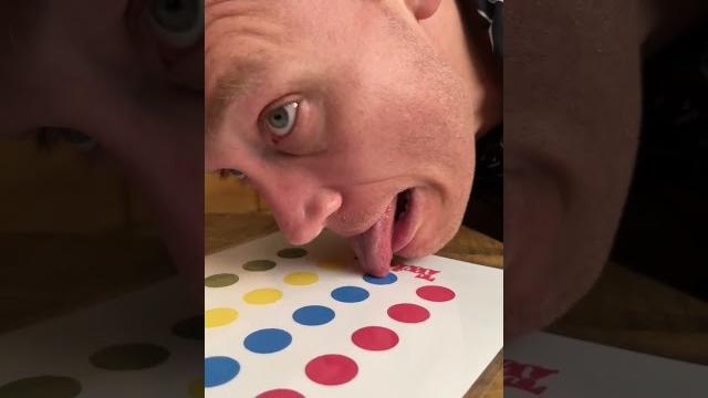 Tongue twister: twister for tongues Tongue twister: twister for tongues