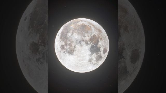 The full harvest moon from an 8” refractor telescope #harvestmoon #fullmoon #telescope #moon The full harvest moon from an 8” refractor telescope #harvestmoon #fullmoon #telescope #moon