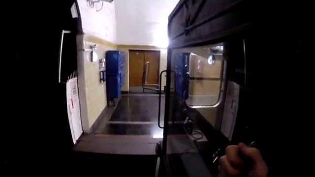 Зацепинг в метро. trainriding in subway. Зацепинг в метро. trainriding in subway.