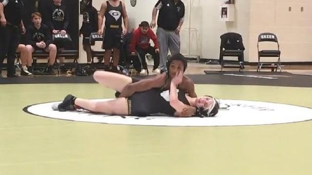 Boys pinning girls in competitive wrestling (126) Boys pinning girls in competitive wrestling (126)