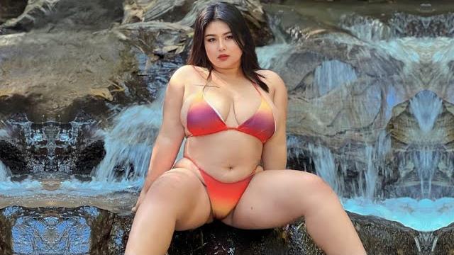 Momoka amrtine |big size model | insta model biography | curved model | plus size model Momoka amrtine |big size model | insta model biography | curved model | plus size model