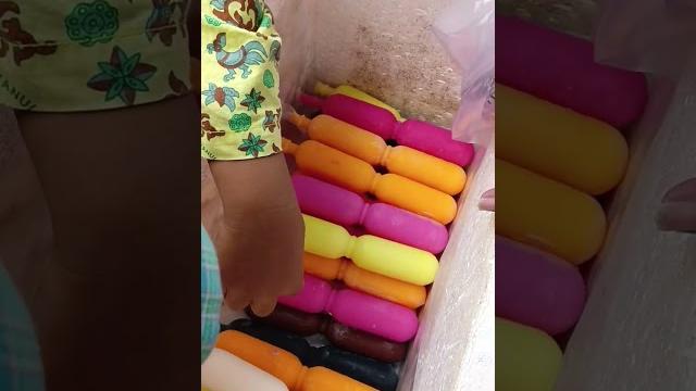 Milih es wawan yang coklat dan jeruk #shorts #icecream Milih es wawan yang coklat dan jeruk #shorts #icecream