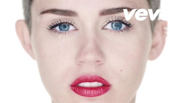 Miley cyrus - wrecking ball (director's cut) Miley cyrus - wrecking ball (director's cut)