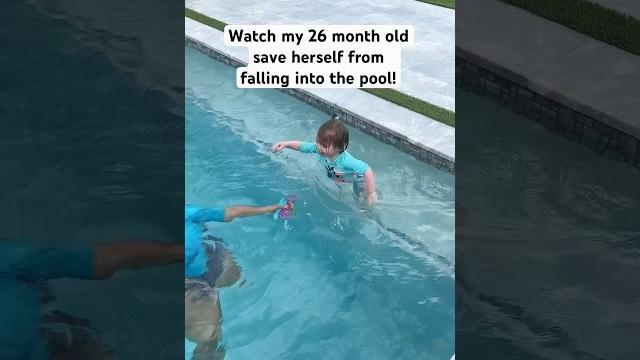 My toddler learns to swim!! amazing self rescue skills! My toddler learns to swim!! amazing self rescue skills!