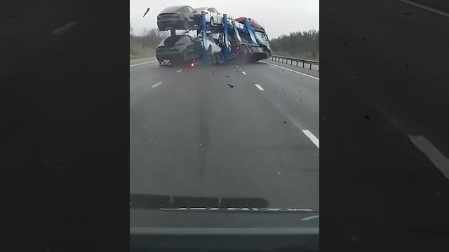 Truck-tesla crashing #daf #dalnaboy #evropa #fura #uzbek #uzbekistan #city #tesla #crash #crashing Truck-tesla crashing #daf #dalnaboy #evropa #fura #uzbek #uzbekistan #city #tesla #crash #crashing