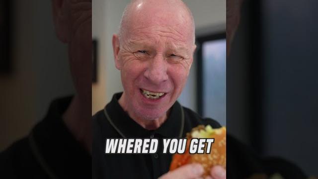 Cheap vs. expensive burger challenge! #shorts Cheap vs. expensive burger challenge! #shorts