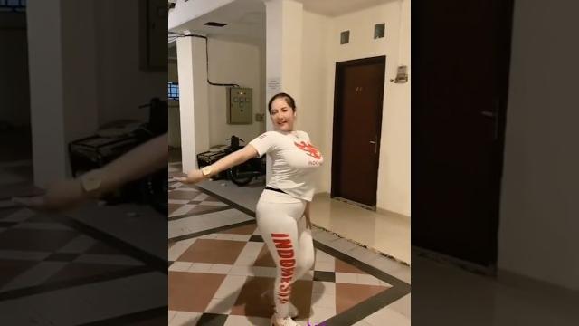 Pesona penari bali#tiktok #gemoy #shorts #gealgeol #taribali #tobrut #mamamuda #cewekbarbar Pesona penari bali#tiktok #gemoy #shorts #gealgeol #taribali #tobrut #mamamuda #cewekbarbar
