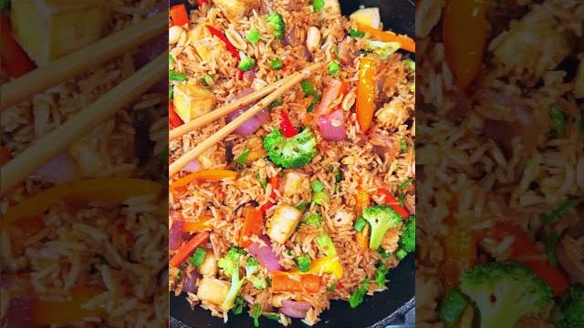 Thai tofu fried rice (vegan) | restaurant style tofu fried rice #shorts #youtubeshorts #viral Thai tofu fried rice (vegan) | restaurant style tofu fried rice #shorts #youtubeshorts #viral